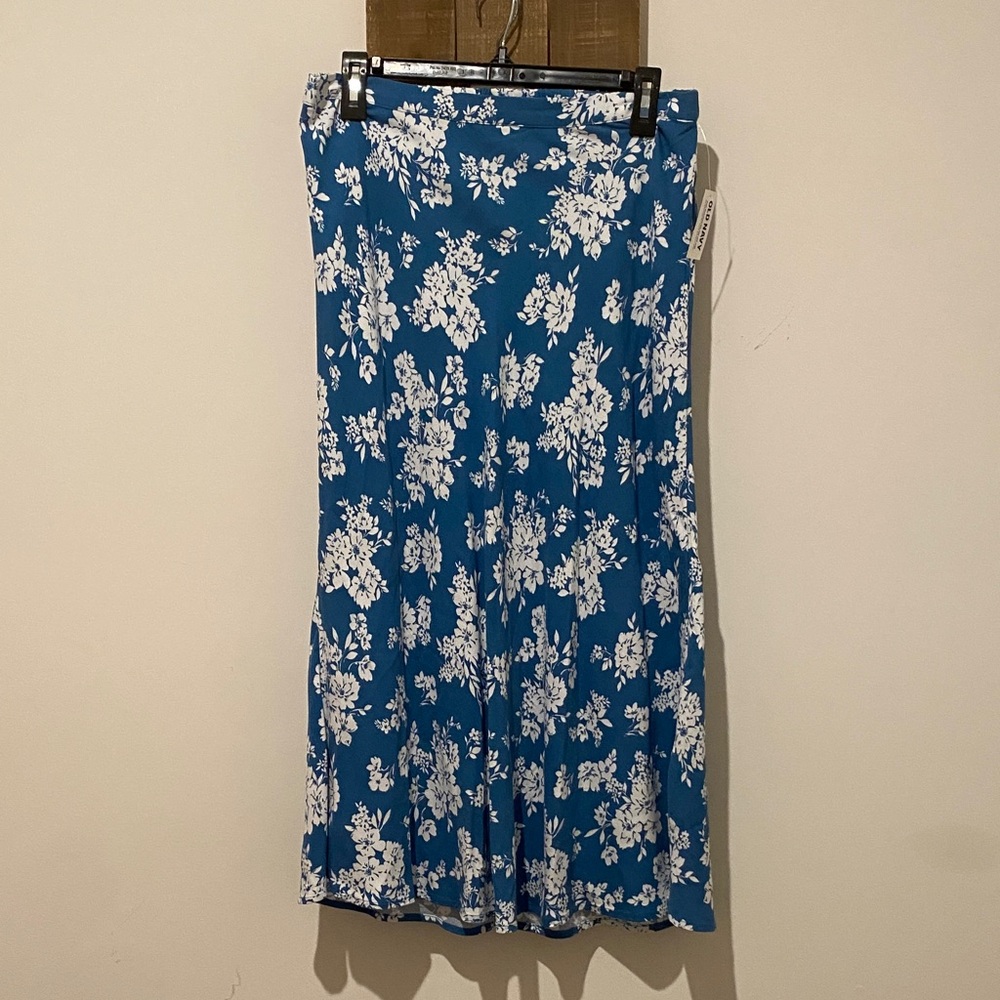 Old Navy Blue and White Floral Midi Skirt